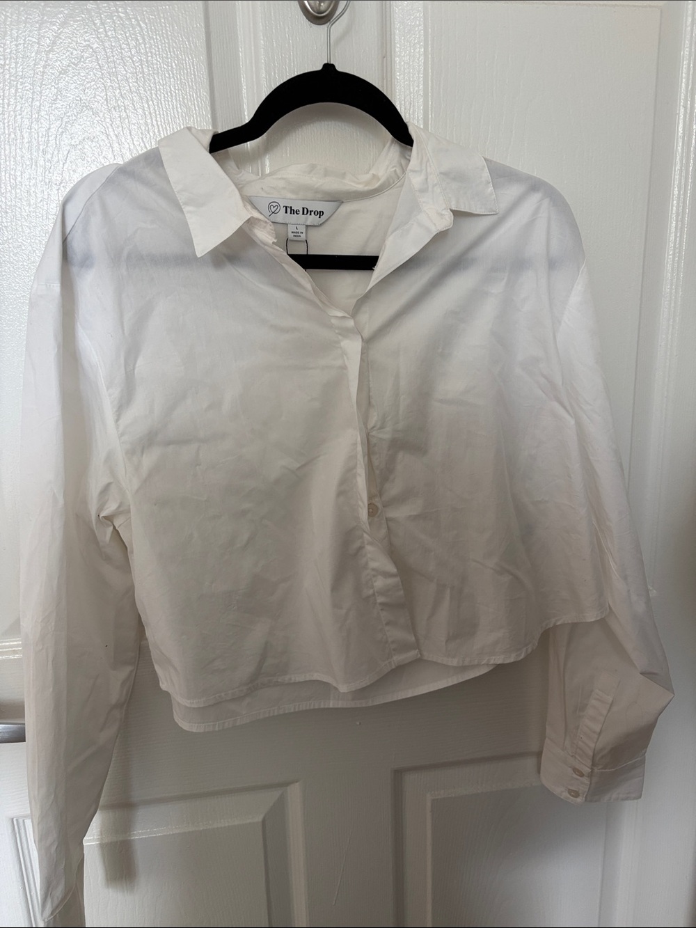 Women’s cropped button down